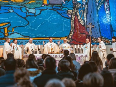 /A/2025/12/C/251206-PMBrcina (9).jpg