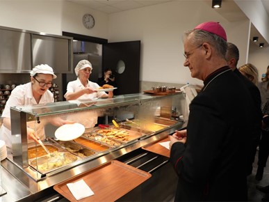 /A/2025/12/C/Blagoslov i otvorenje studentskog restorana na HKS-u (25).JPG