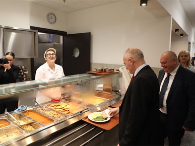 /A/2025/12/C/Blagoslov i otvorenje studentskog restorana na HKS-u (27).JPG