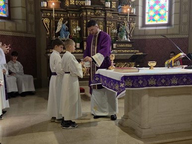 /A/2025/12/C/Primanje u ministrantsku službu (6).jpeg