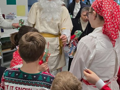 /A/2025/12/D/Gozba ljubavi održana u Caritasovoj kući u Brezovici (3).jpg