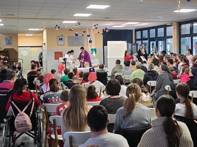 /A/2025/12/D/Gozba ljubavi održana u Caritasovoj kući u Brezovici (4).jpg