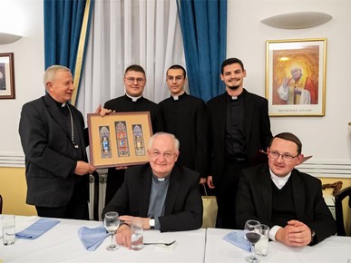 /A/2025/12/E/251211 Podjela službi lektorata i akolitata u Nadbiskupskom bogoslovnom sjemeništu (13).jpg