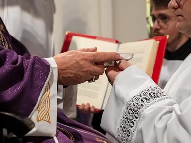 /A/2025/12/E/251211 Podjela službi lektorata i akolitata u Nadbiskupskom bogoslovnom sjemeništu (5).jpg