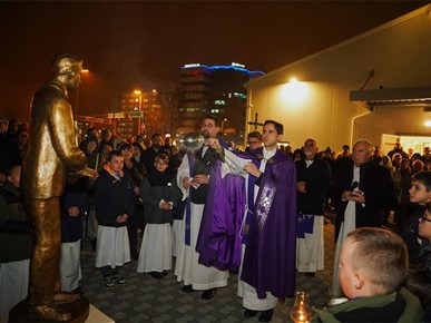 /A/2025/12/E/251216 Blagoslov kipa bl. Ivana Merza (16).jpg