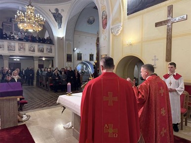 /A/2025/12/E/Hodočasnici u Župi Krašić (3).jpg