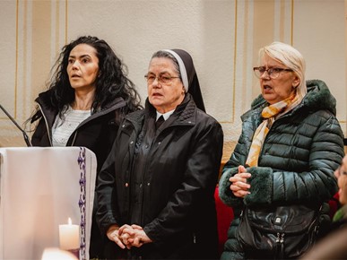 /A/2025/12/E/Vjernici Karlovačkog dekanata hodočastili u Krašić (5).jpg