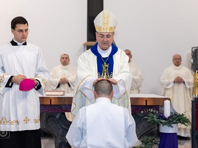 /A/2025/12/F/Definitivna inkorporacija i đakonsko ređenje o. Sebastiana Slovića (10).jpg