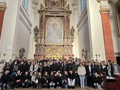 /A/2025/12/F/Duhovno putovanje mladih Stubičkog dekanata (6).jpeg