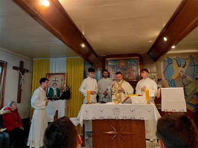 /A/2025/12/G/Župna svetkovina u Župi Rođenja Isusova na Kajzerici (2).jpg