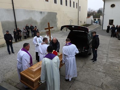 /A/2025/12/Ispraćaj mons Jurja Jerneića/251227 Ispraćaj mons. Jerneića (36).JPG