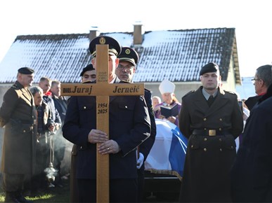 /A/2025/12/Ispraćaj mons Jurja Jerneića/251227 Ispraćaj mons. Jerneića (44).JPG