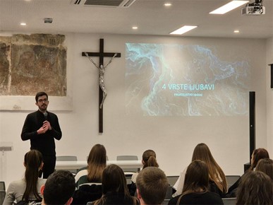 /A/2025/2/B/​Održana treća kateheza za mlade Stubičkog dekanata2025 (3).jpg