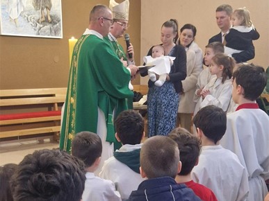 /A/2025/2/D/Krštenje petog djeteta_Ljubljanica-Voltino (2).jpg