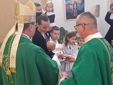 /A/2025/2/D/Krštenje petog djeteta_Ljubljanica-Voltino (3).jpg