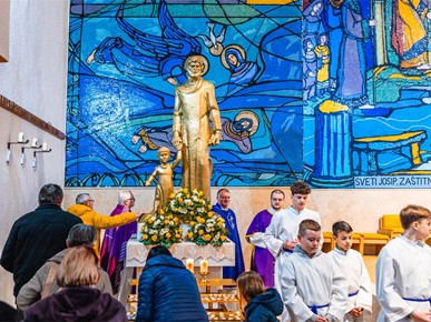 /A/2025/3/A/250305-PepelnicaUmjetnika (28).JPG