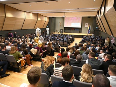 /A/2025/3/A/Održana svečana promocija sveučilišnih prvostupnika HKS-a (10).jpg