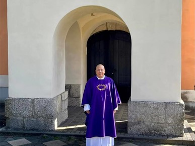 /A/2025/3/B/U Novigradu na Dobri u službu uveden svećenik s Filipina (4).jpg