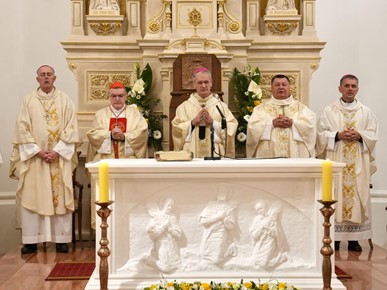 /A/2025/3/E/250320 Nadbiskup Kutleša predvodio misno slavlje prigodom 15. obljetnice uspostave Bjelovarsko-križevačke biskupije (4).jpg