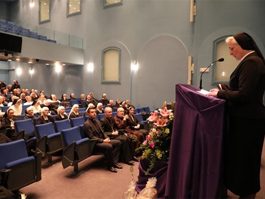 /A/2025/4/B/Korizmeni susret nadbiskupa Kutleše i redovnica Zagrebačke nadbiskupije (3).JPG