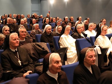 /A/2025/4/B/Korizmeni susret nadbiskupa Kutleše i redovnica Zagrebačke nadbiskupije (4).JPG