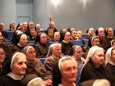 /A/2025/4/B/Korizmeni susret nadbiskupa Kutleše i redovnica Zagrebačke nadbiskupije (6).JPG