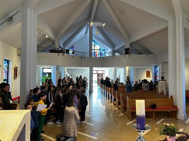 /A/2025/4/B/križni put za djecu Domaslovec 5.4.2025 (4).jpg