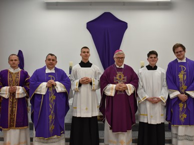 /A/2025/4/C/11e (1).jpg