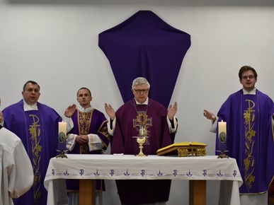 /A/2025/4/C/1e (1).jpg