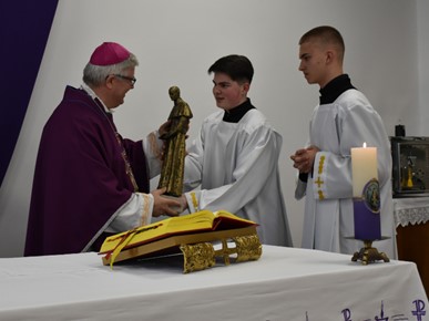 /A/2025/4/C/3e (1).jpg