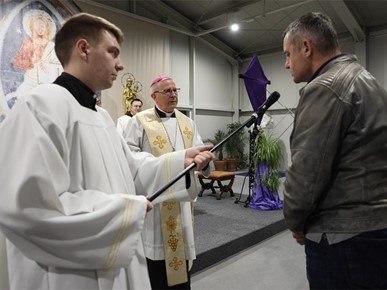 /A/2025/4/C/Biskup Gorski susreo se s katekumenima i odraslim pripravnicima za sakramente kršćanske inicijacije (27).JPG