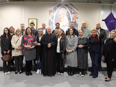 /A/2025/4/C/Biskup Gorski susreo se s katekumenima i odraslim pripravnicima za sakramente kršćanske inicijacije (38).JPG