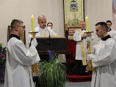 /A/2025/4/C/Biskup Gorski susreo se s katekumenima i odraslim pripravnicima za sakramente kršćanske inicijacije (8).JPG