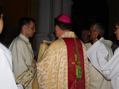 /A/2025/4/D/​Biskup Šaško predvodio Vazmeno bdjenje u Župi Navještenja BDM u Velikoj Gorici (2).jpeg