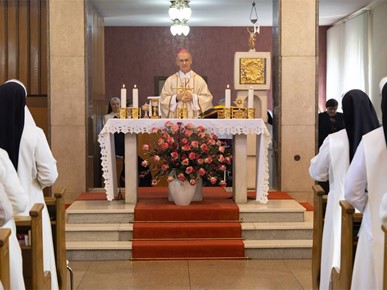 /A/2025/4/E/Nadbiskup Kutleša predvodio misno slavlje na blagdan bl. Ozane Kotorske u Trnju (3).jpg