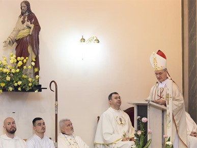 /A/2025/4/E/Nadbiskup Kutleša predvodio misno slavlje na blagdan bl. Ozane Kotorske u Trnju (5).jpg