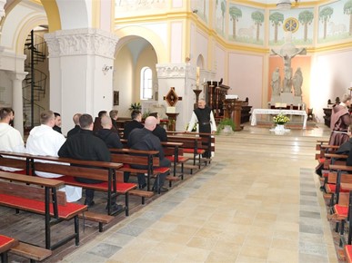 /A/2025/4/F/Duhovno-studijsko putovanje polaznika Đakonske pastoralne godine u Bosnu i Hercegovinu (1).JPG