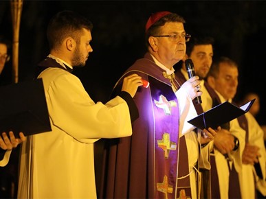 /A/2025/4/Križni put za mlade na Ksaveru/250411 Križni put za mlade na Ksaveru (27).JPG