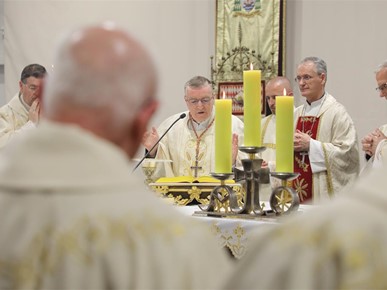 /A/2025/4/Misa večere Gospodnje - Veliki četvrtak/Nadbiskup Kutleša predvodio Misu večere Gospodnje (14).JPG