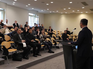 /A/2025/5/A/250505 Trajna formacija svećenika (6).JPG