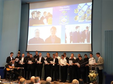 /A/2025/5/A/​Susret obitelji bogoslova u Nadbiskupskom bogoslovnom sjemeništu u Zagrebu (4).JPG