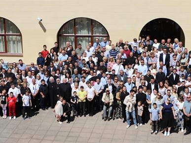 /A/2025/5/A/​Susret obitelji bogoslova u Nadbiskupskom bogoslovnom sjemeništu u Zagrebu (9).JPG