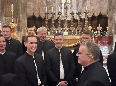 /A/2025/5/B/Kardinal Bozanić prisustvovao koncertu Vokalista ansambla LADO u Rimu (2).jpeg