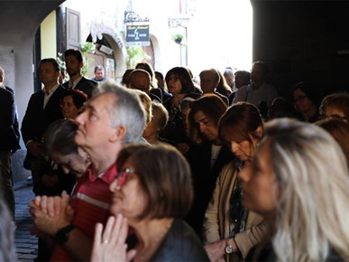 /A/2025/5/D/Jutarnja misa - Kamenita vrata (2).JPG