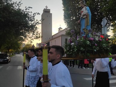 /A/2025/5/D/Proslavljena svetkovina Marije Pomoćnice na zagrebačkoj Knežiji (1).jpeg
