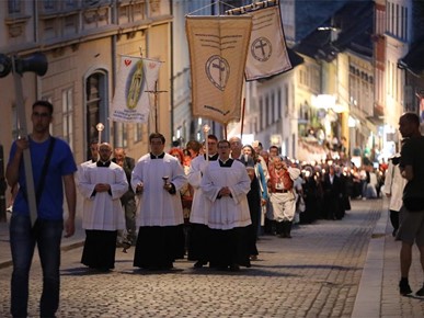 /A/2025/5/Majka Božja od Kamenitih vrata/250531 procesija_ (12).JPG