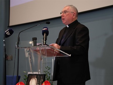 /A/2025/6/A/250603 predstavljanje knjige (14).JPG