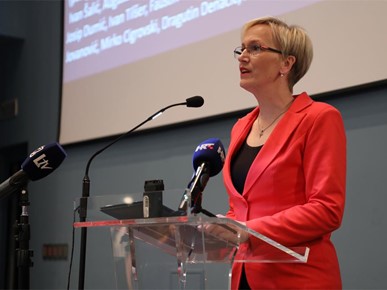 /A/2025/6/A/250603 predstavljanje knjige (4).JPG