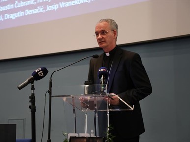 /A/2025/6/A/250603 predstavljanje knjige (7).JPG