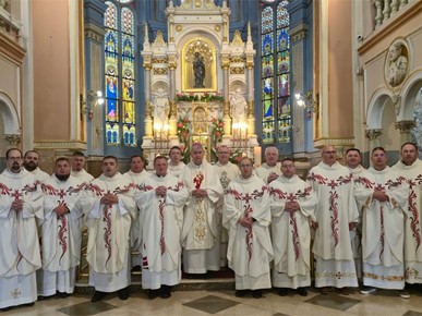 /A/2025/6/A/Proslava 15. obljetnice ređenja svećenika Zagrebačke crkvene pokrajine (1).jpg